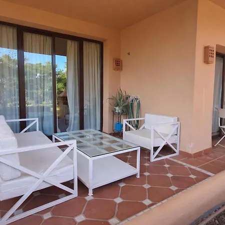 Beachfront In San Pedro - Pass The Keys Apartamento *